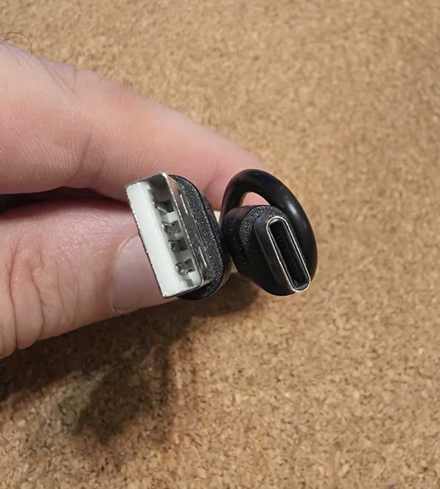 Kabel Usb A - Usb C Nowy dł. 35cm