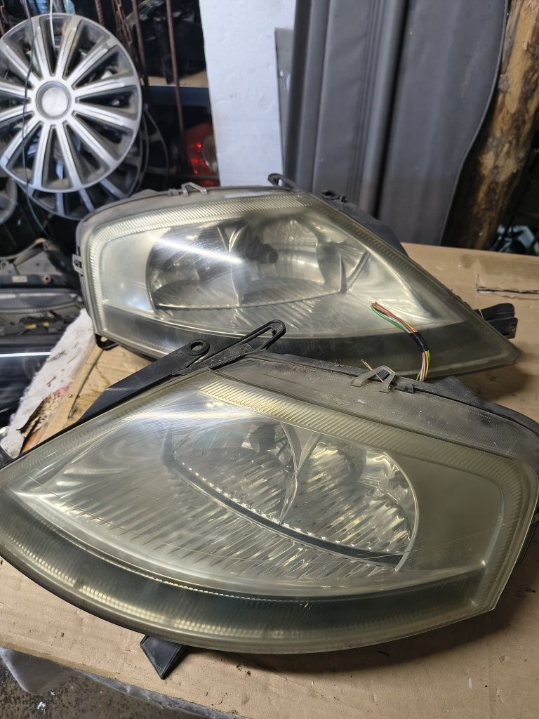 Lampy przednie Citroen C3 europa