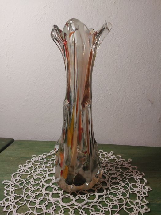 Piękny i masywny wazon sękacz