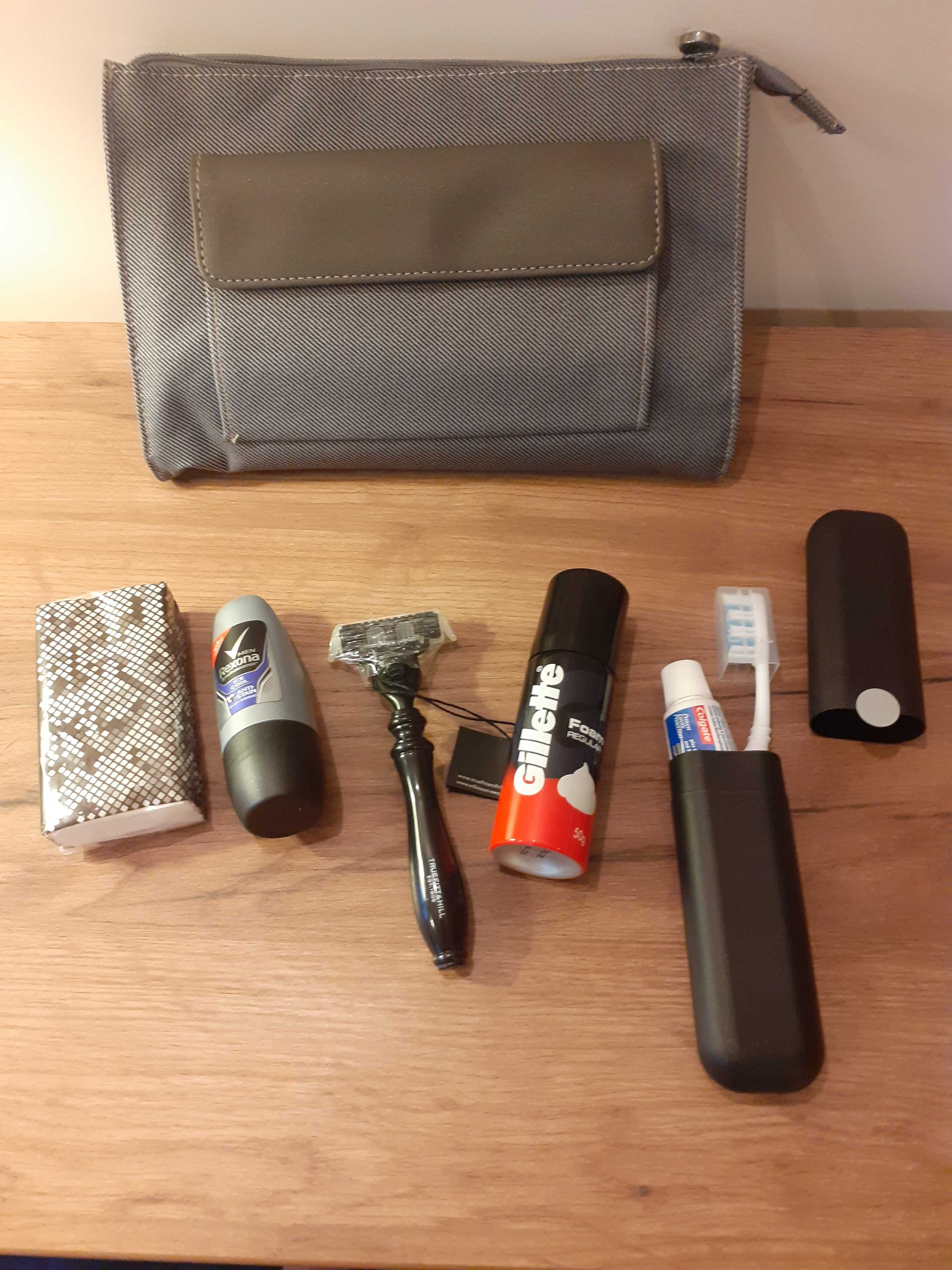 Bulgari kosmetyczka samolotowa