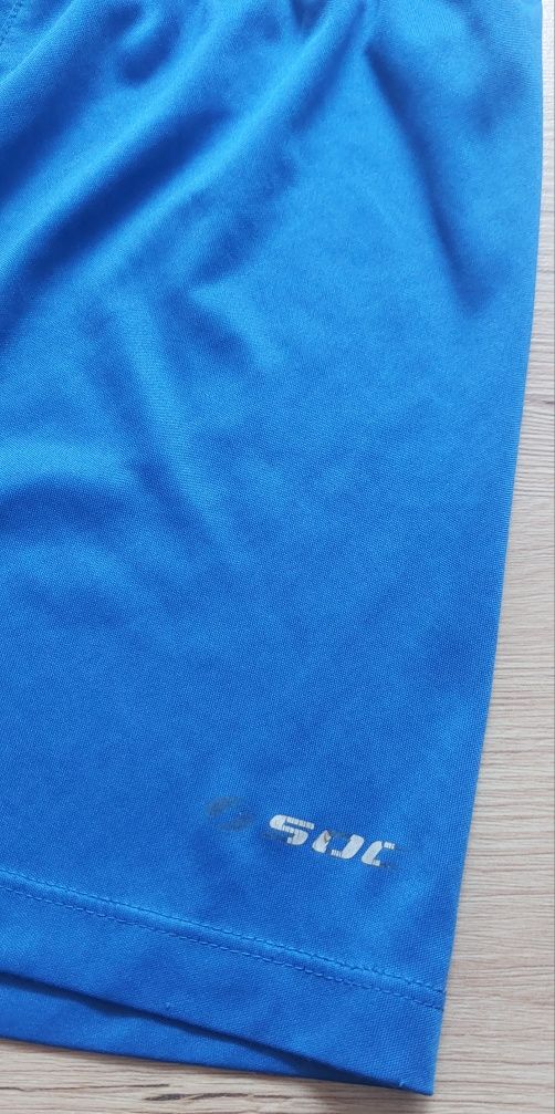 Szorty spodenki sportowe 110/116 krótkie spodenki