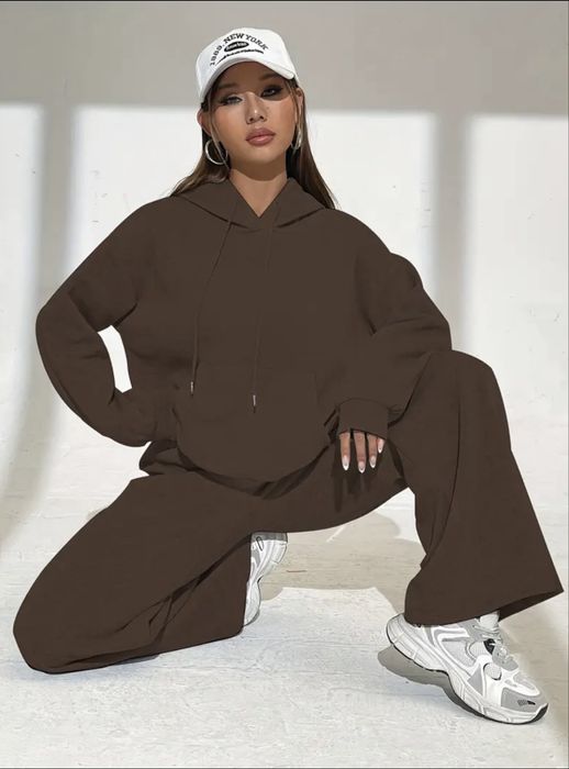 Спортивний костюм жіночий трендовий