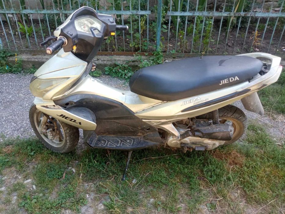 Скутер JIEDA 2008
