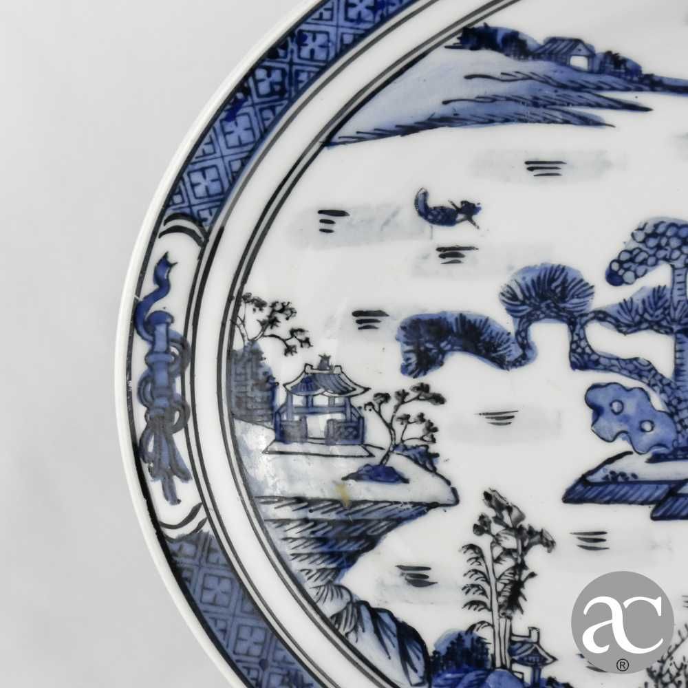 Travessa porcelana da China, Cantão com pagodes e paisagem, Circa 1970