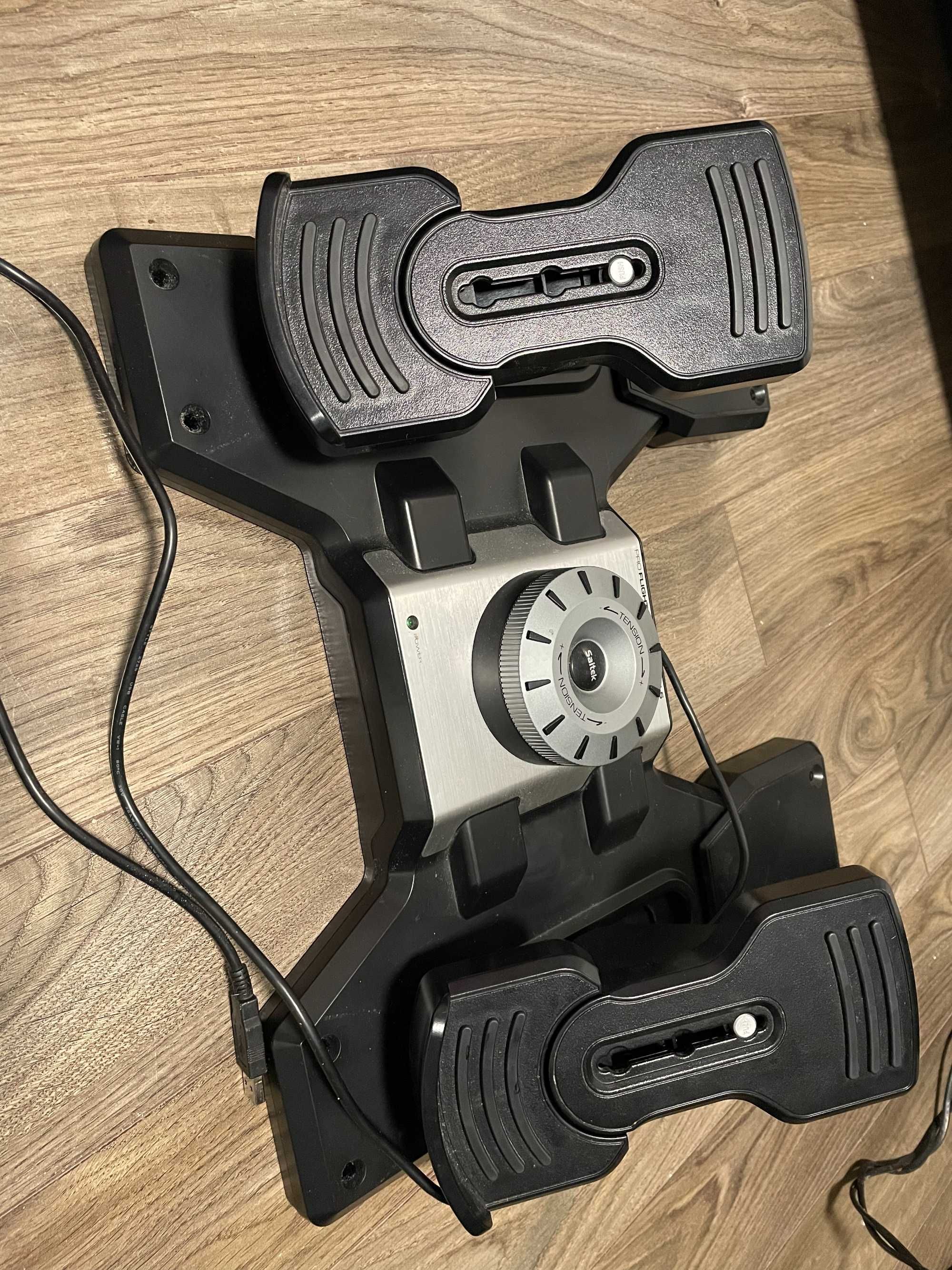 VKB Gladiator, THQ, Logitech Saitek Rudder, WWII zestaw HOTAS Joystick
