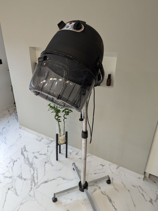 Професійна сушарка для волосся з ковпаком