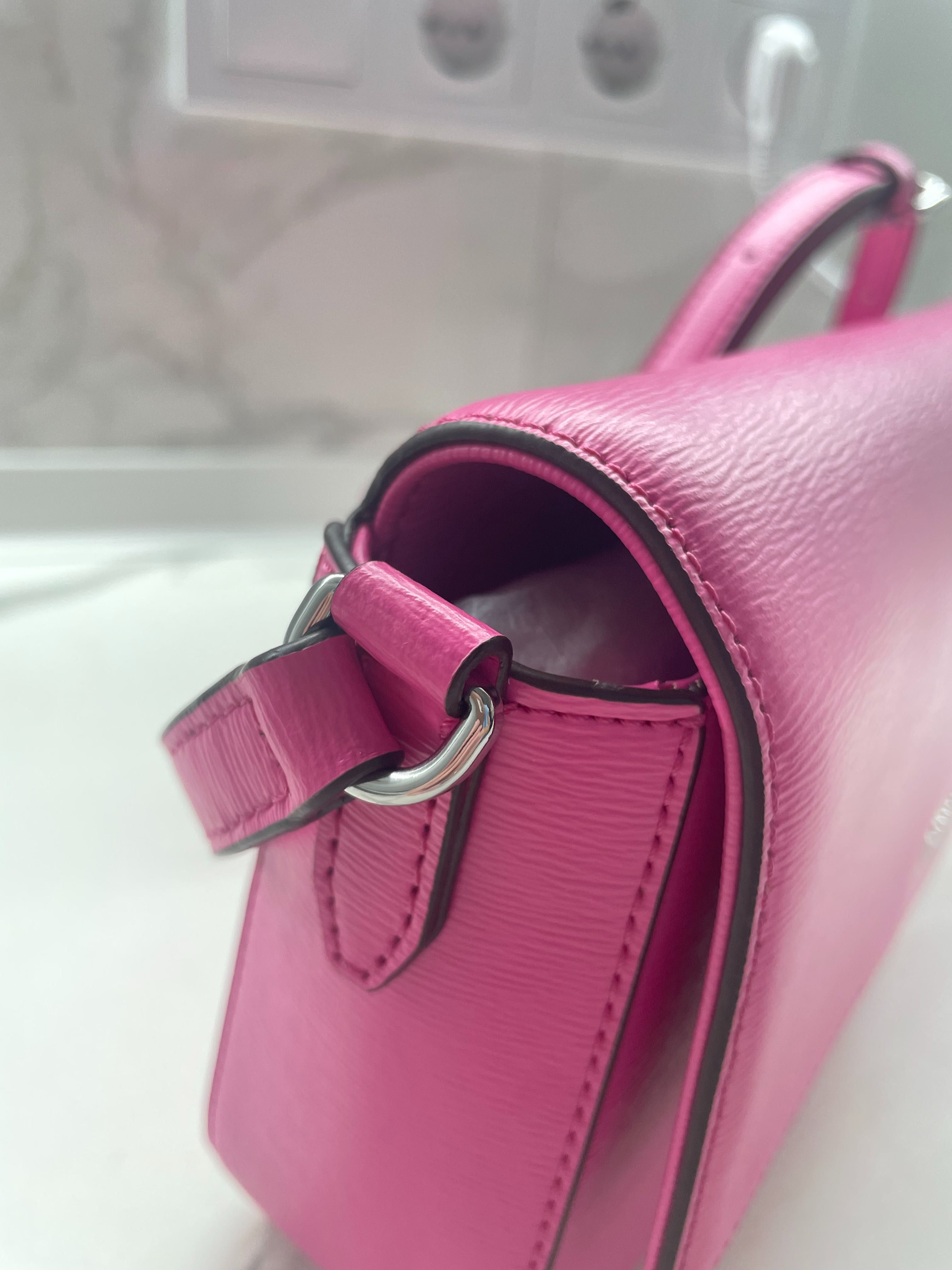 Оригінальна рожева сумка DKNY