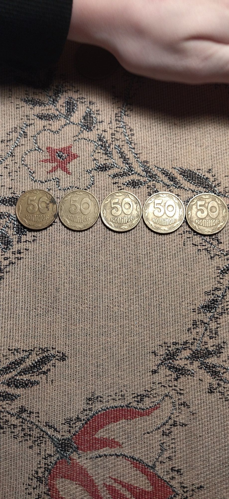 Продам монети старі