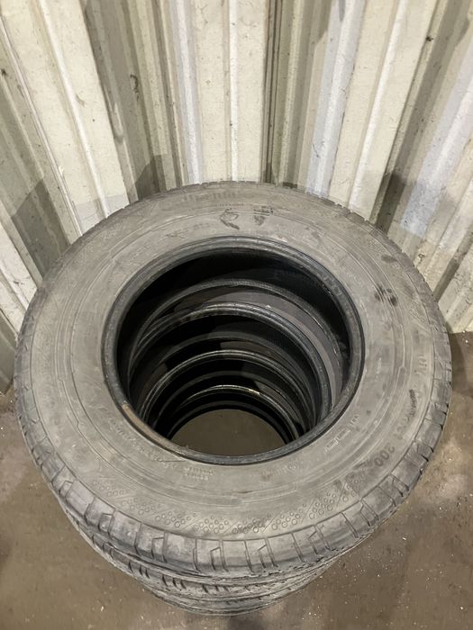 Continental 225 75 r16c