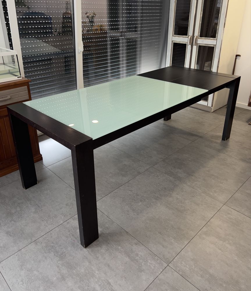 Mesa de jantar extensível