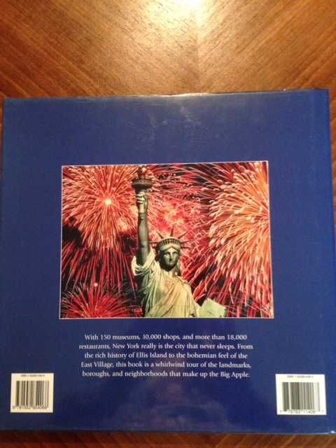 Livro "New York City" c/ excelentes fotografias. Capa dura.