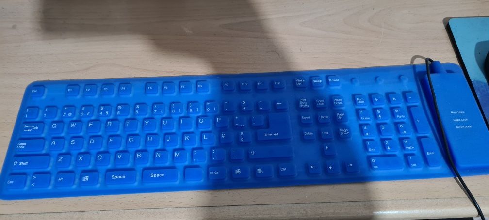 Teclado dobrável