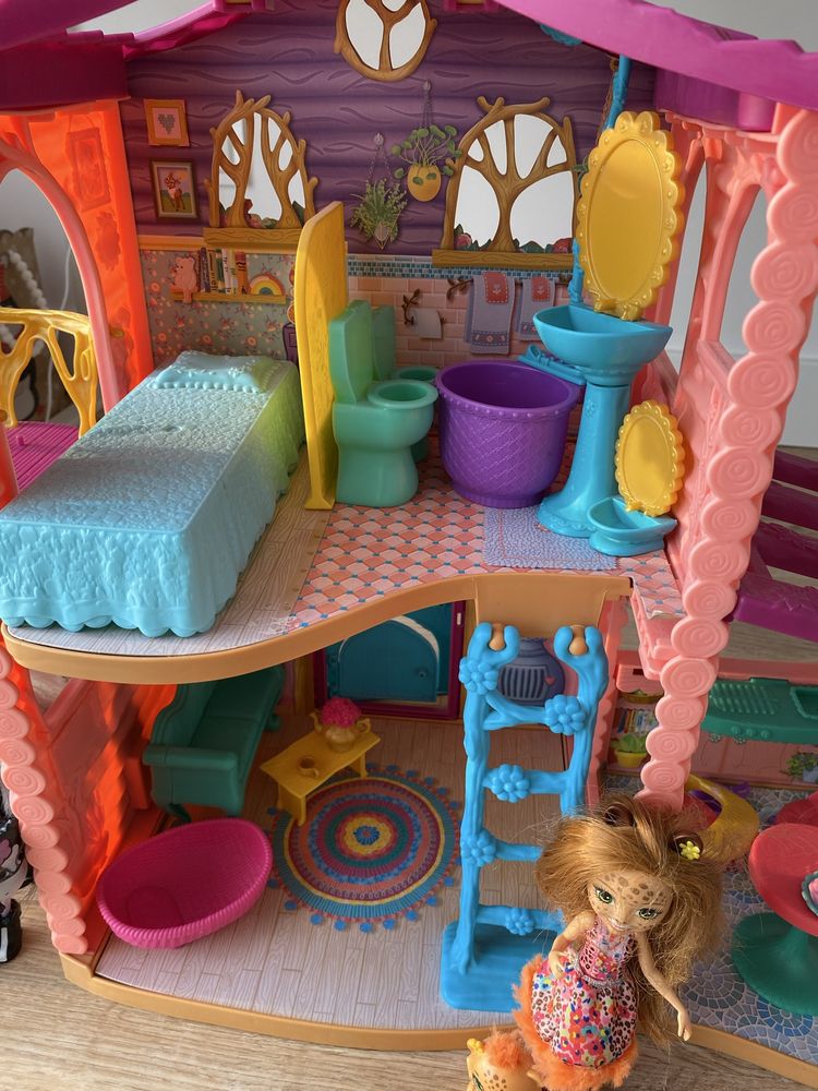 Enchantimals domek jelonków plus lalki