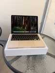 Apple Macbook Air 13,6' 2023 M2 / 16 GB RAM / 1 TB SSD / Złoty / Gold