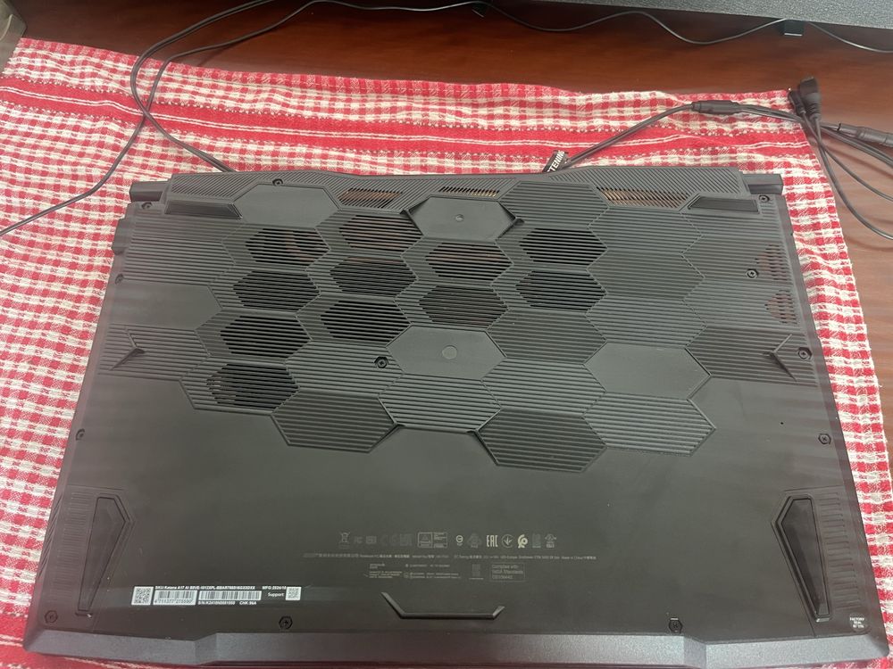 Laptop Gamingowy MSI Katana A17