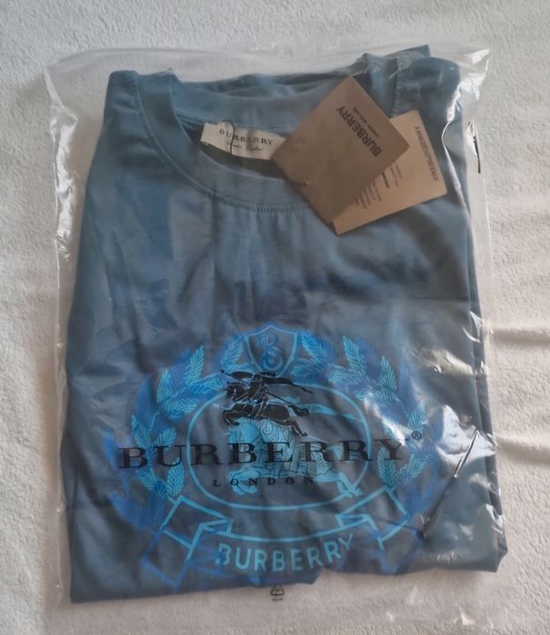 T-shrit Burberry roz.M