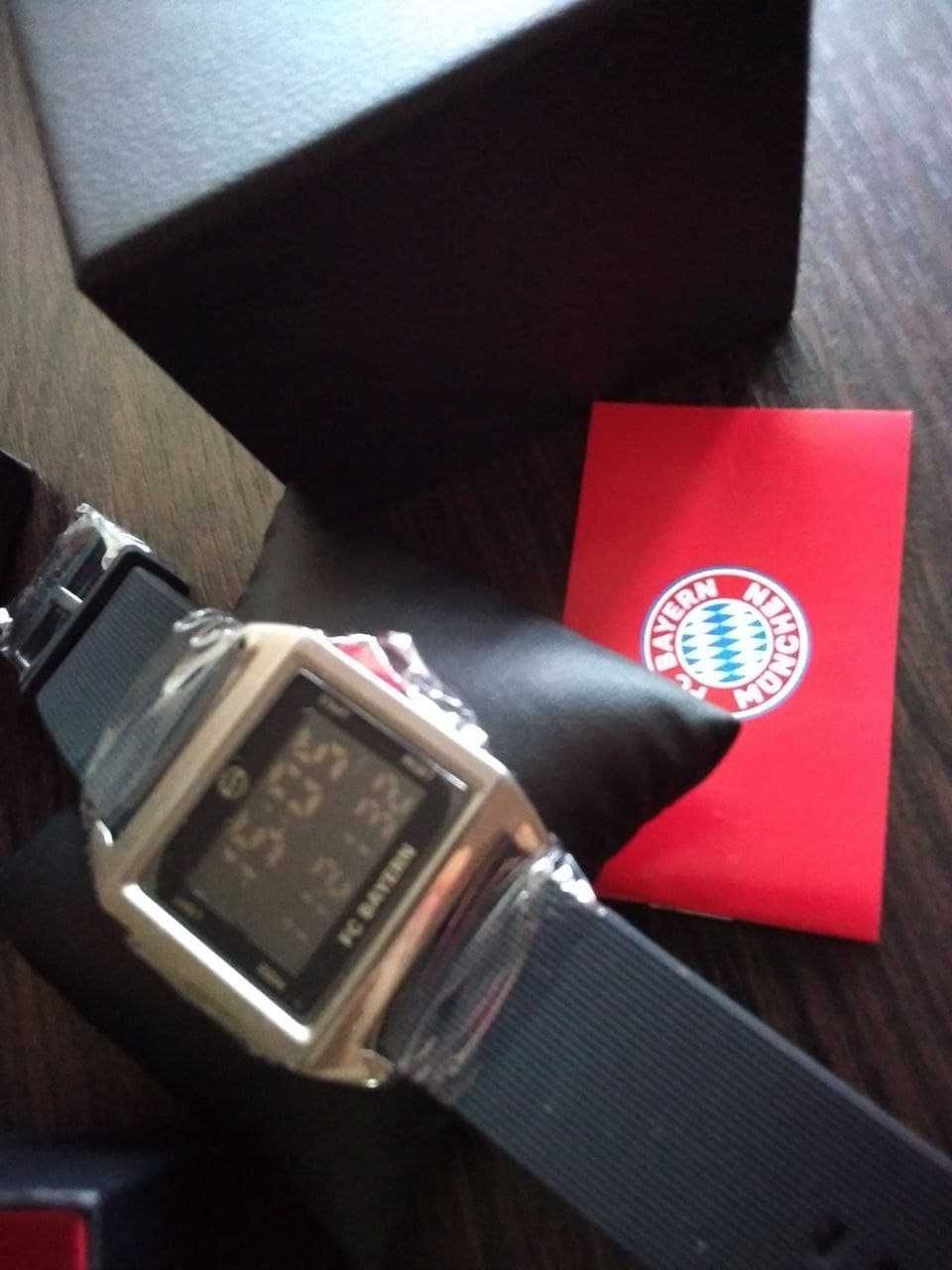 Часы мужские Digital Watch FC Bayern Logo