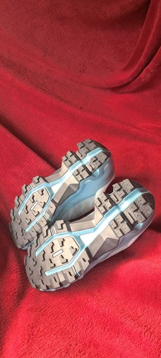 Взуття спортивне "on " водонепроникне, 38.5, 100% оригінал