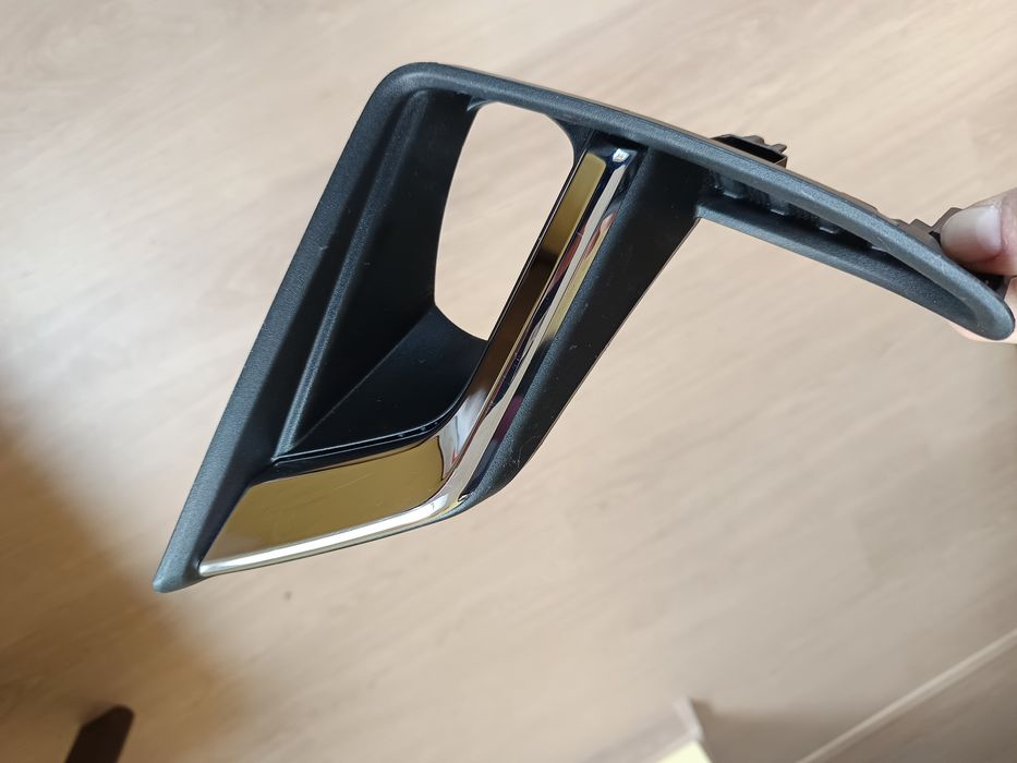 Toyota Land Cruiser J150 kratka zderzaka lewa