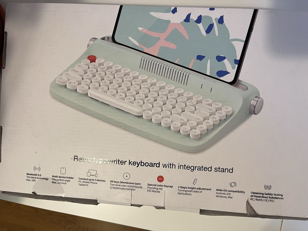 Actto Retro Mini Bluetooth Keyboard B303