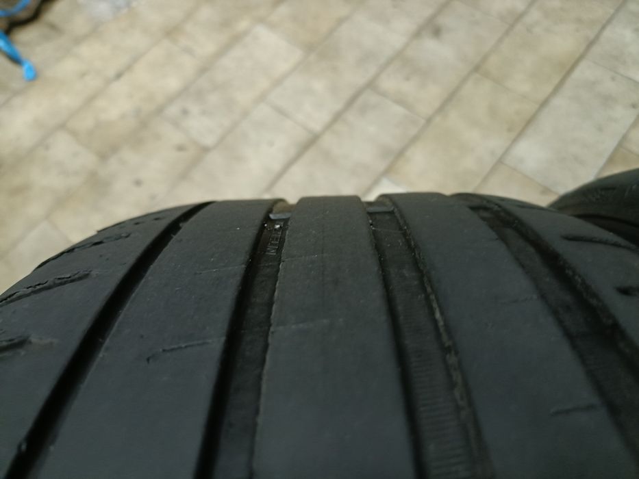 Pneus Michelin  225/40/18