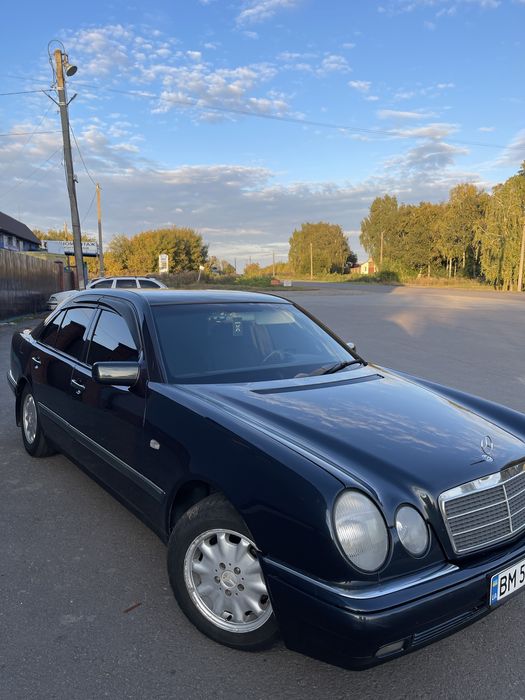 В отличном состояниї мерседес w210 e240 Обмен,Торг!!!
