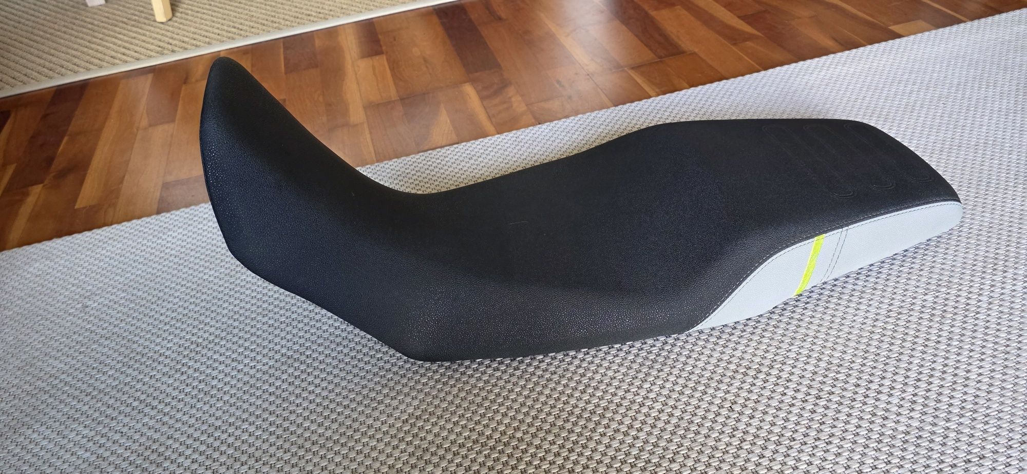 Banco original para cfmoto 450 MT