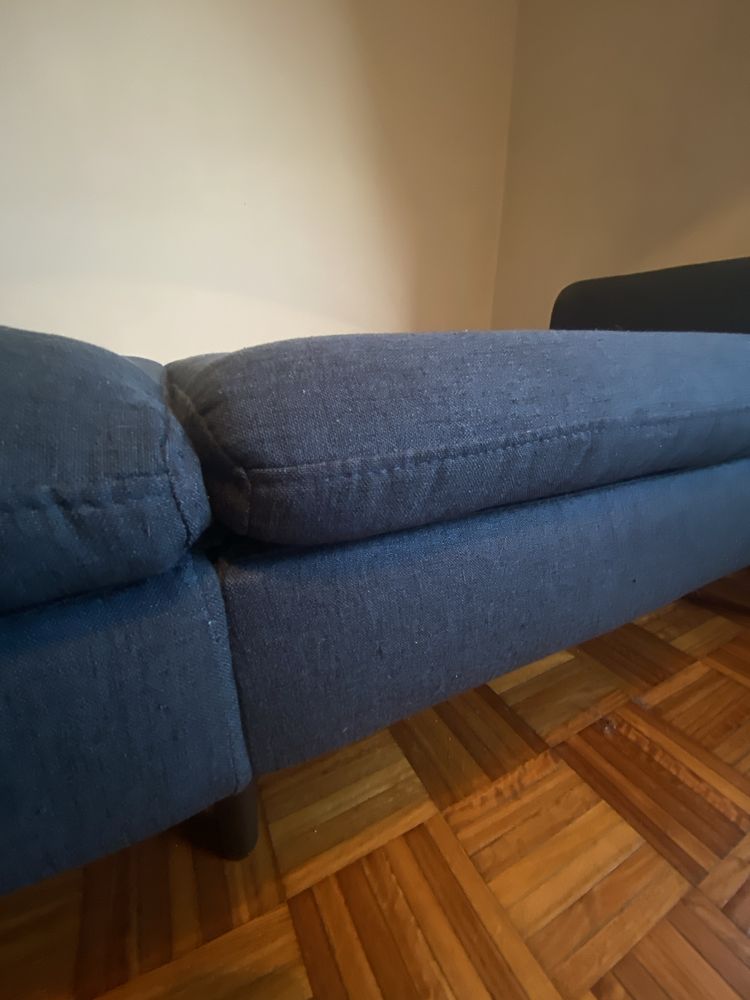 Sofá-cama tecido azul escuro