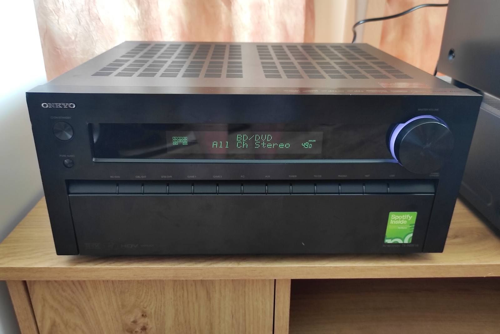 Onkyo TX-NR 818 piękny dźwięk