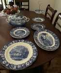 Loiça Inglesa azul, terrina, fruteira, travessas, pratos, 6 peças