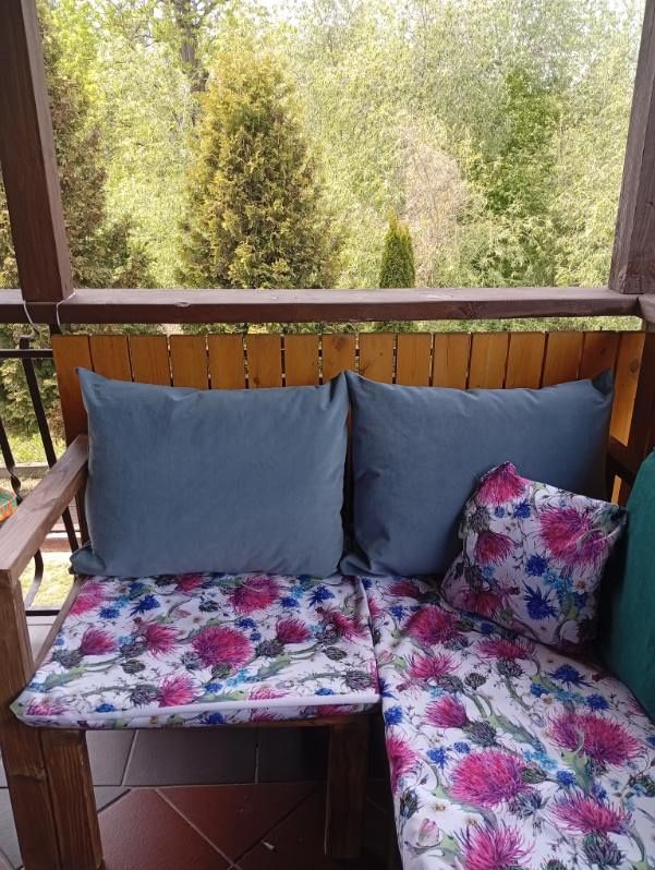 Narożnik tarasowy 195x135 plus stolik, poduchy