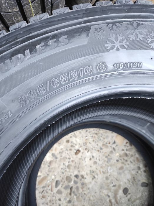 Bridgestone Blizzak W995 235/65 R16C (Японія 2024) Sprinter, Crafter