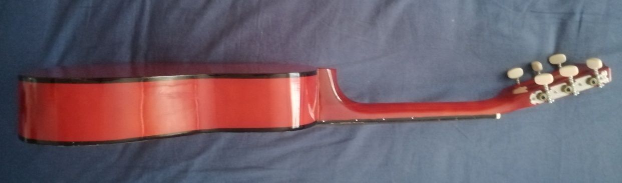 Guitarra clássica para criança