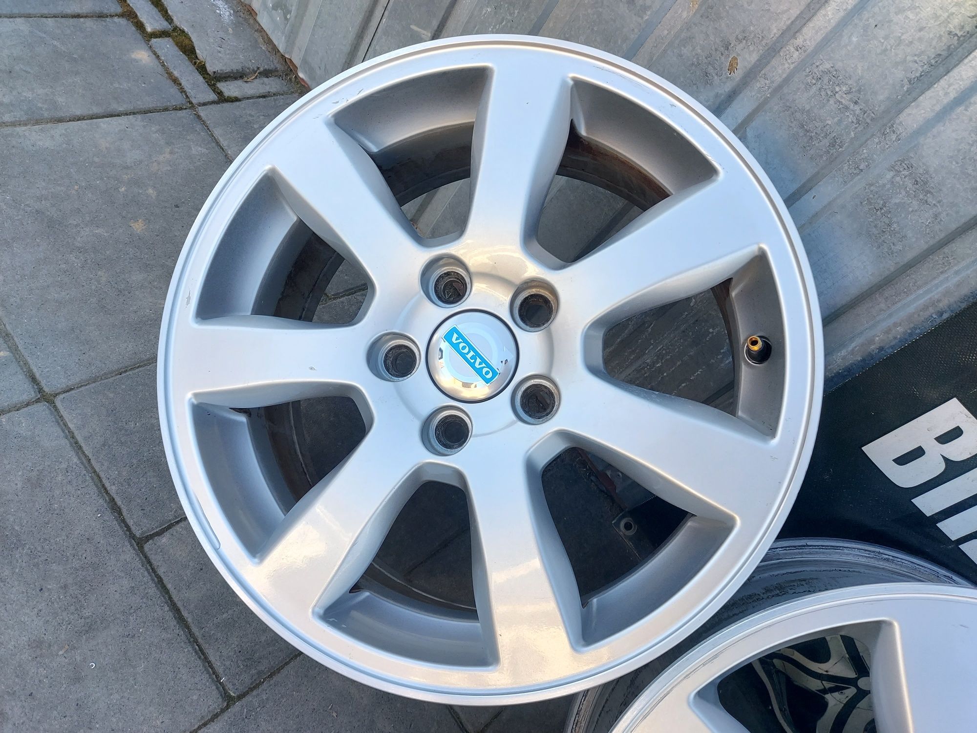 Alufelgi 16 cali 5x108 Volvo Oryginał V40