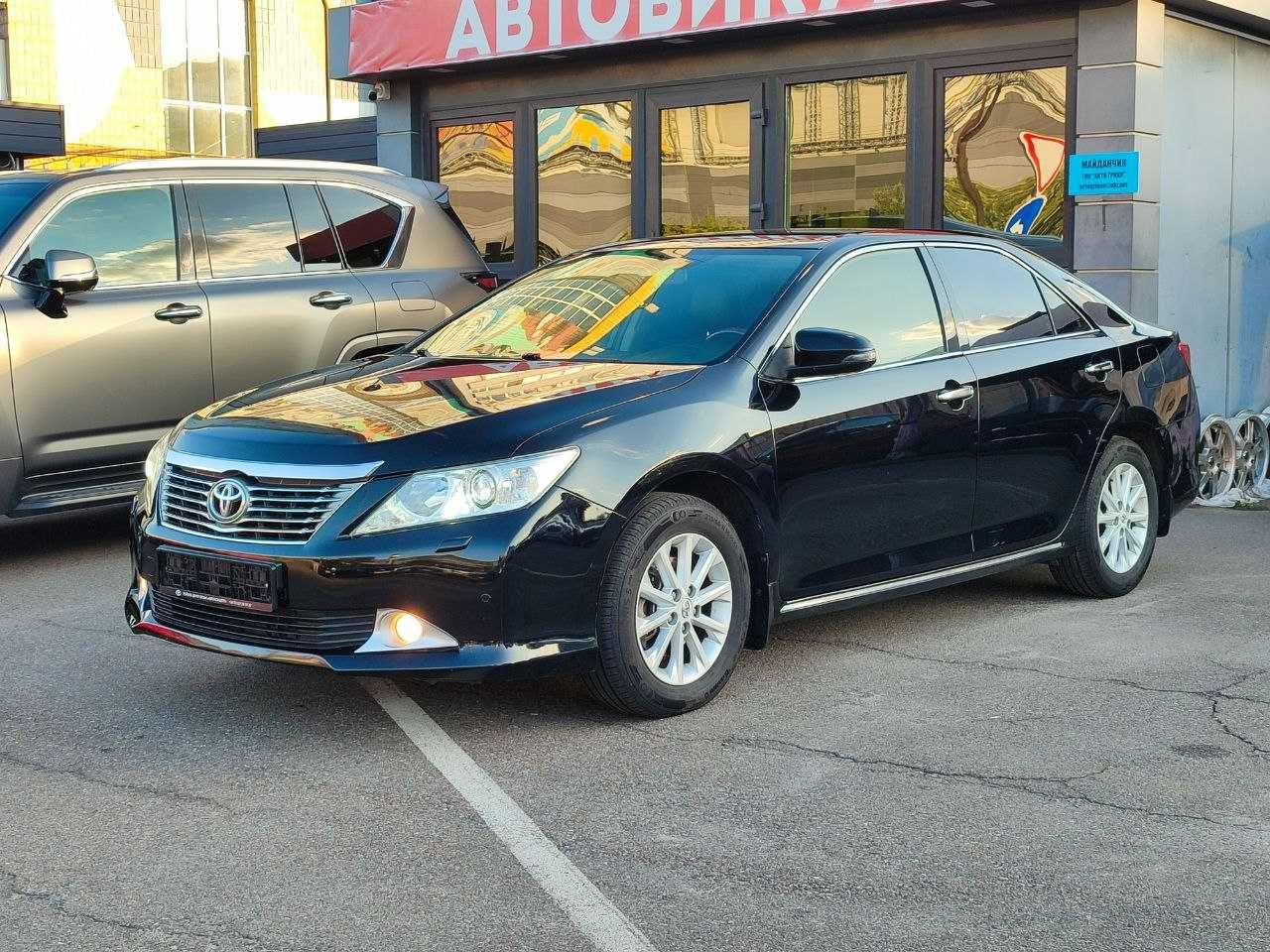 Toyota Camry VII (XV50), 2012 р., Автомат 2.5 л.