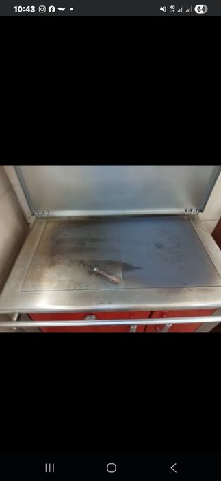 Fogao a lenha com pouco uso