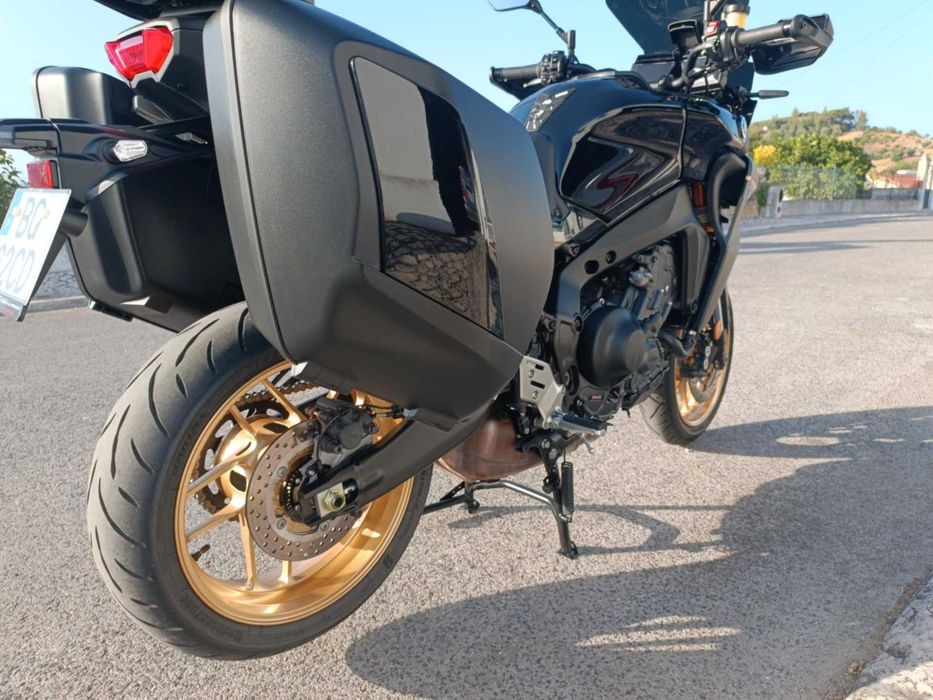 yamaha tracer 9 GT ( RIGOROSAMENTE NOVA 1800 KM )   01-2025