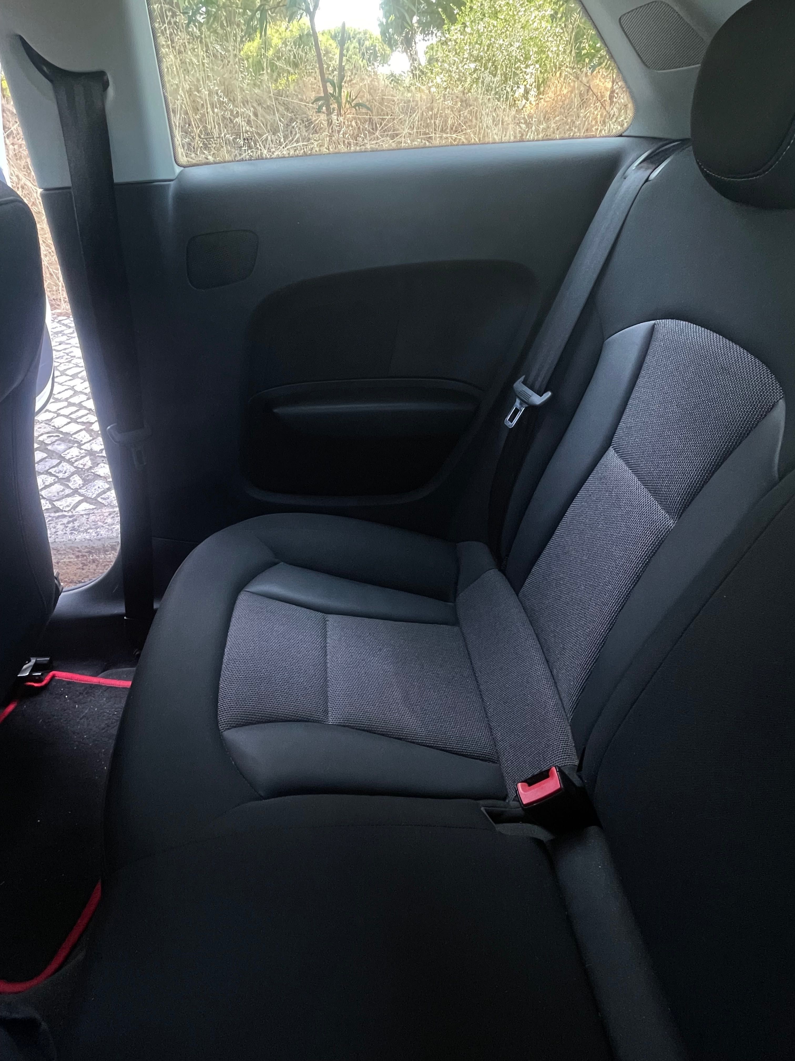 Audi A1 2010  diesel