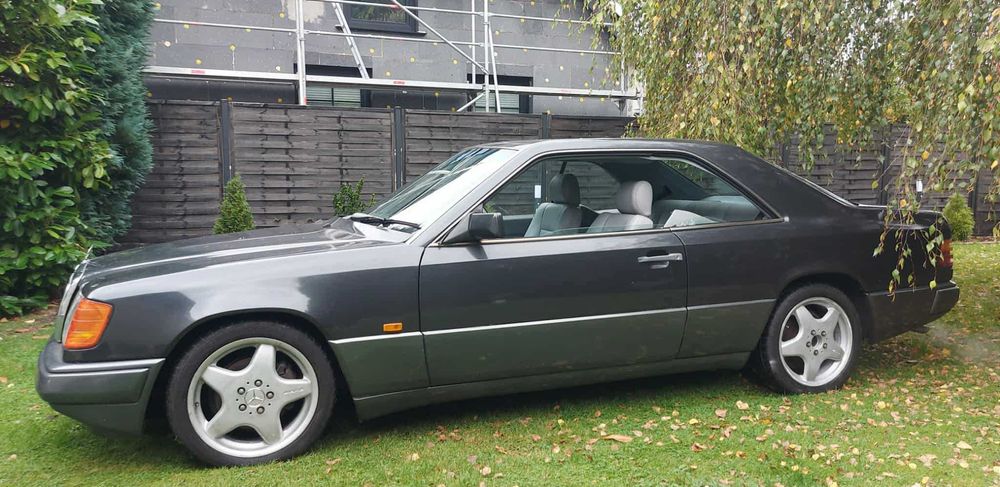 (auto aktualnie ZAREZERWOWANE) MERCEDESA E KLASA w124 coupe 3.0