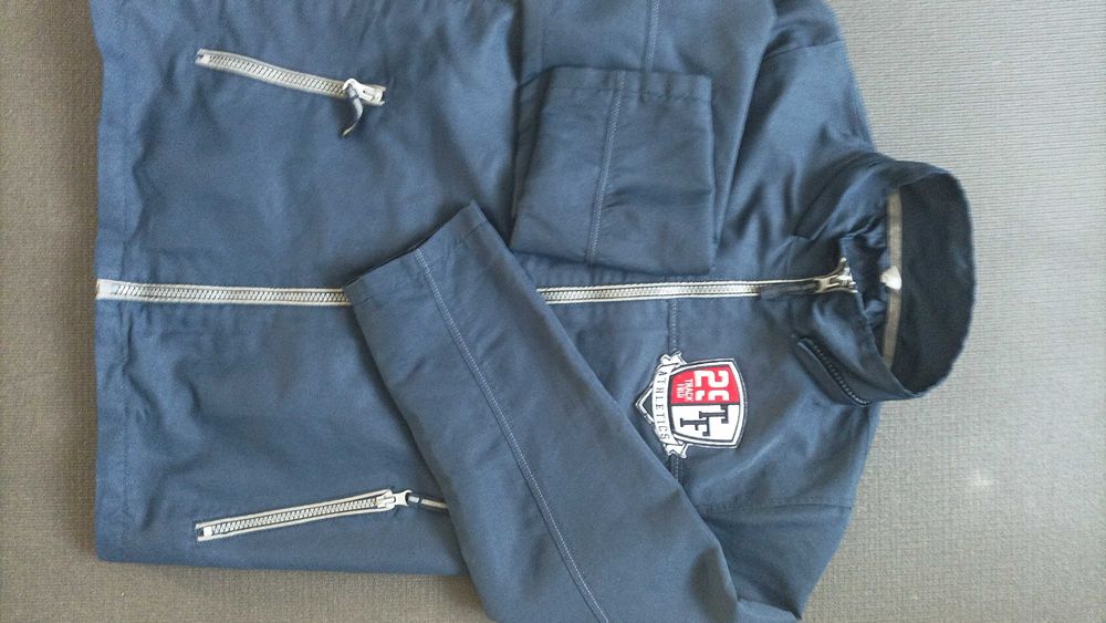 Kurtka wiatrówka granatowa 5-10-15, 146