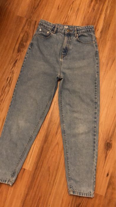 Джинсы на девочку Benetton,Zara