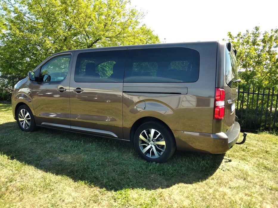 Toyota PROACE VERSO FAMILY salon PL 1-wł. bezwypadkowy 8-os. hak