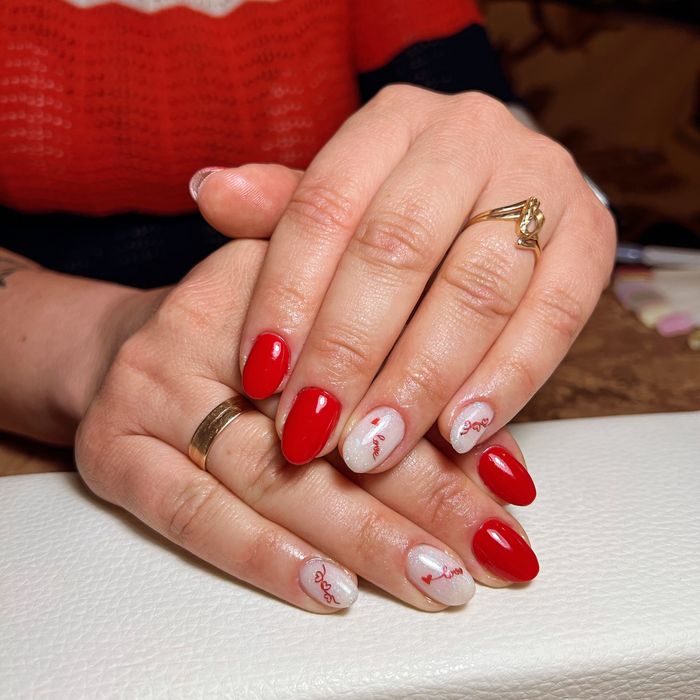 ОДЕССКАЯ маникюр с укреплением 350 грн , педикюр , наращивание