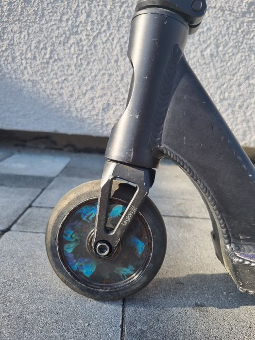 Hulajnoga wyczynowa (apex ethic Blant odi)