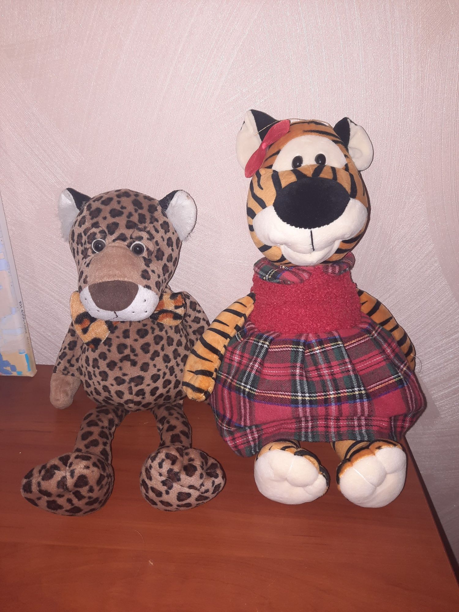 Мягкие игрушки Тигр  и гепард(пара)