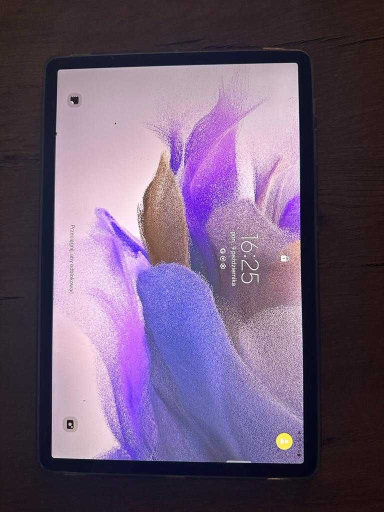 Tablet Samsung Galaxy Tab S7 FE plus etui plus podstawka rysik