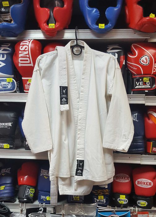 Кимоно для каратэ (кимоно каратэ), накладки каратэ, ракушки