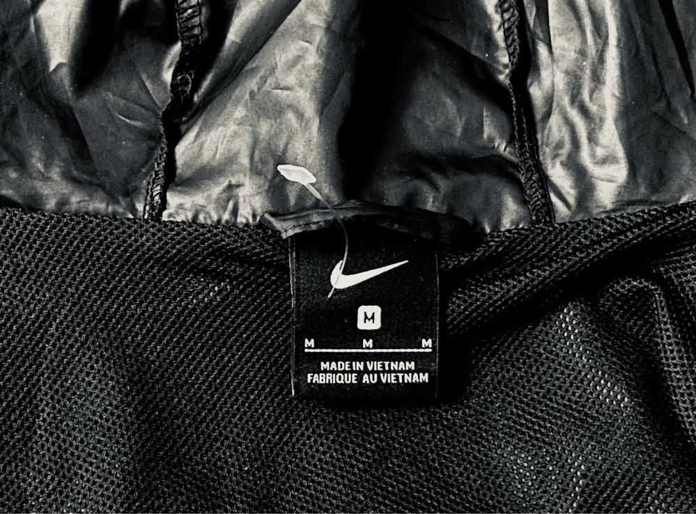 Спортивна вітровка NIke Dry Park 18 нова М-ка