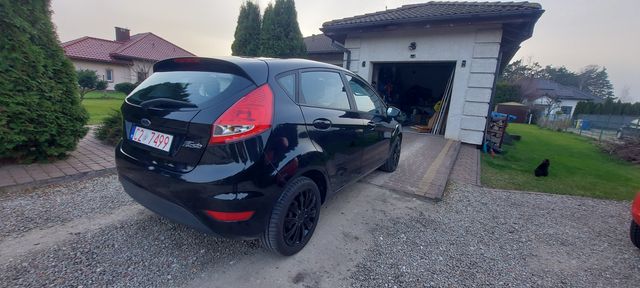 Sprzedam Ford Fiesta 2010r 1.2 ben świeżo przyprowadzona zarej w PL