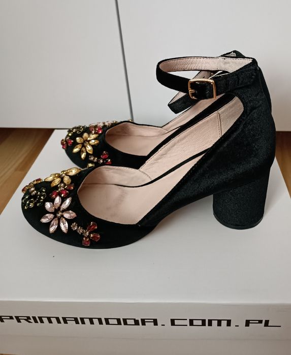 Zjawiskowe pantofelki Prima Moda r 39